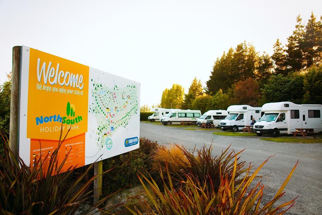 North South Holiday Park Christchurch Exterior photo